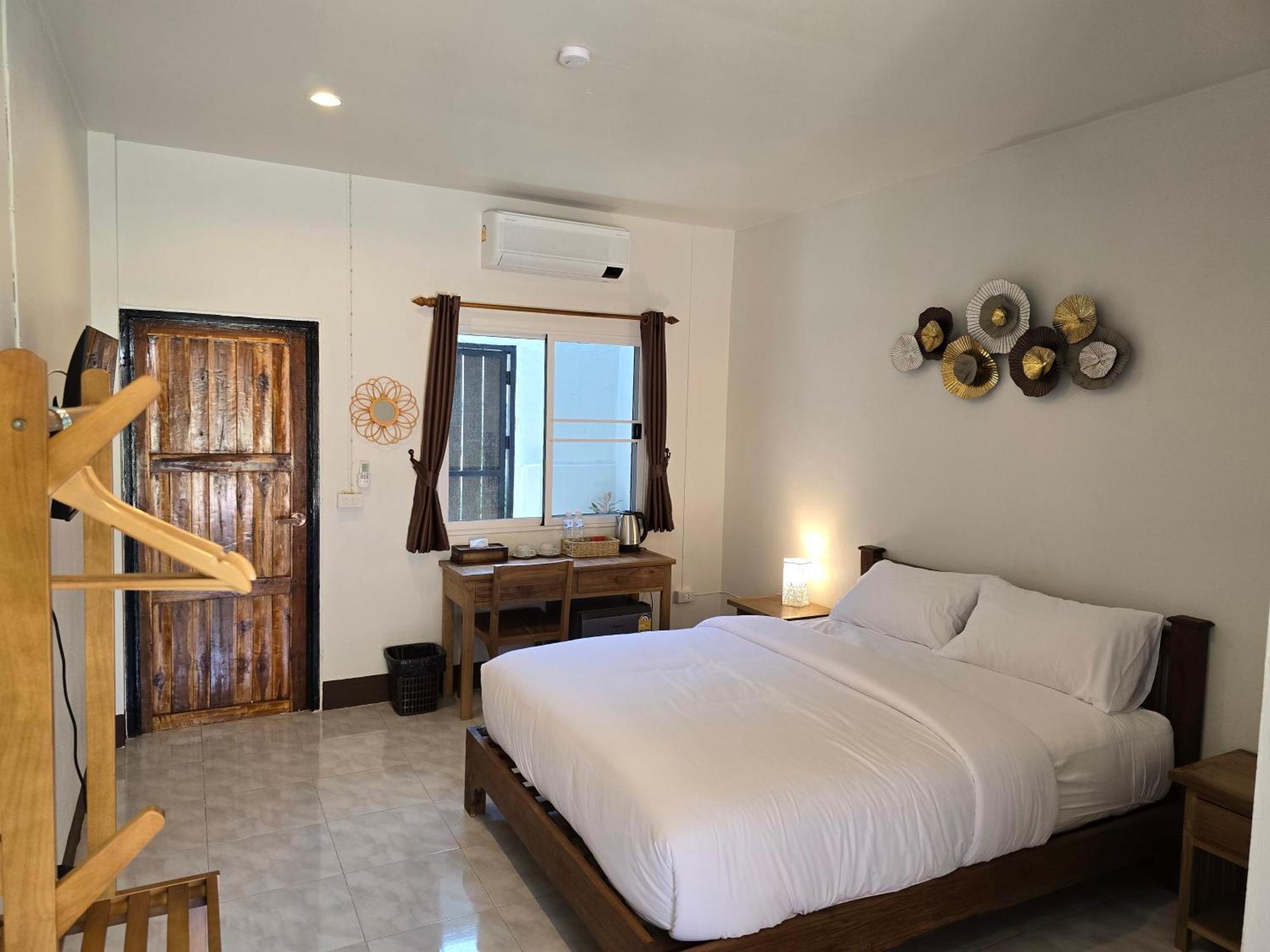 The Old Apartment Chiang Mai